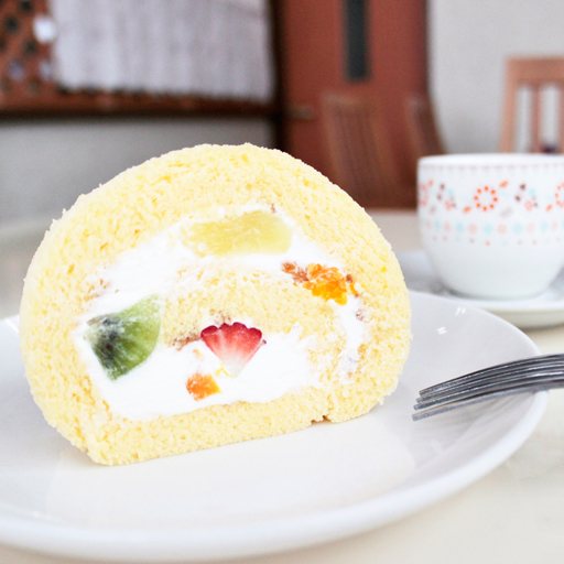 しっとり ふんわり しあわせロール 今日ウマ 2月ケーキ わらび屋 朝日町店 洋菓子 北区 なじらぼ しっとり ふんわり しあわせロール 今日ウマ 2月ケーキ わらび屋 朝日町店 洋菓子 北区 なじらぼ