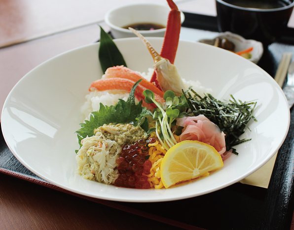 お風呂に入って カニ食べて 今日ウマ 2月寿司 ちらし 寺泊 きんぱちの湯 日帰り温泉 長岡市 なじらぼ