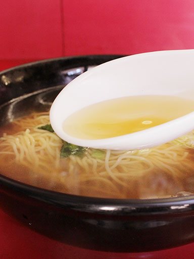変わらずに長く続く新潟の老舗ラーメン店元祖支那そば 信吉屋 ガンソシナソバ シンキチヤ ラーメン 中華そば 中央区 古町 なじらぼ 変わらずに長く続く新潟の老舗ラーメン店元祖支那そば 信吉屋 ガンソシナソバ シンキチヤ ラーメン 中華そば 中央区 古町 なじらぼ