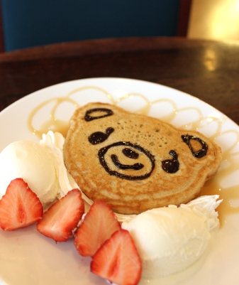クマさんパンケーキ スイーツマニア Rainbow Cafe カフェ 三条市 なじらぼ