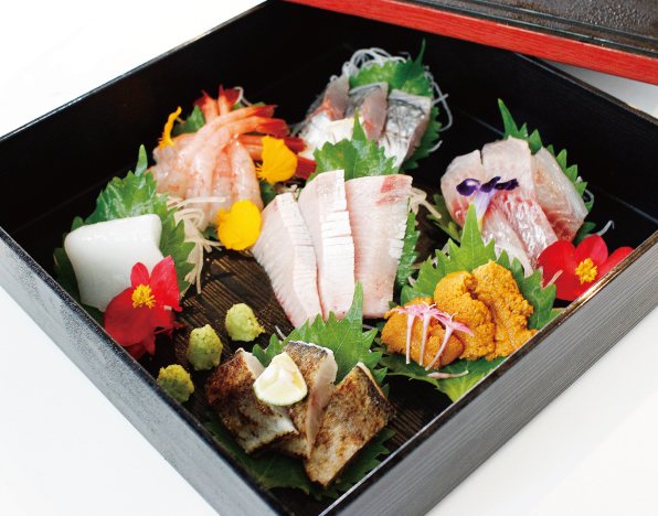 重箱を開けたら宝石箱や 今日ウマ 11月新潟駅周辺グルメ 和食酒場 風花 Kazahana 割烹 懐石料理 中央区 駅南 なじらぼ 重箱を開けたら宝石箱や 今日ウマ 11月新潟駅周辺グルメ 和食酒場 風花 Kazahana 割烹 懐石料理 中央区 駅南 なじらぼ