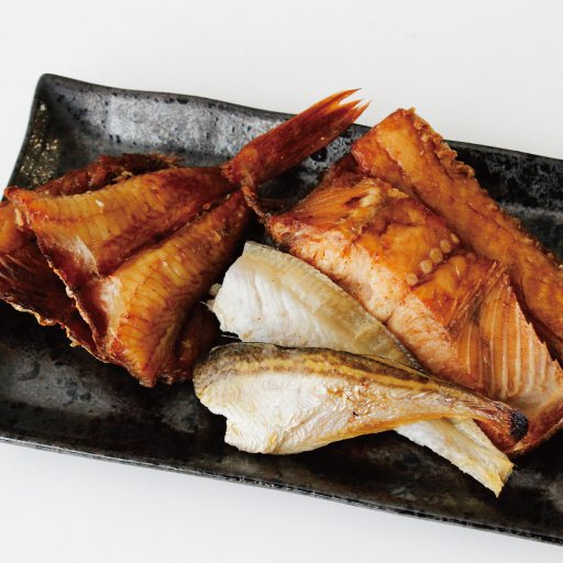 厳選干物が6種類 今日ウマ 6月ごはんのお供 天ぴ屋 お食事処 村上市 なじらぼ