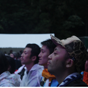 ファンを魅了するアーティスト風景